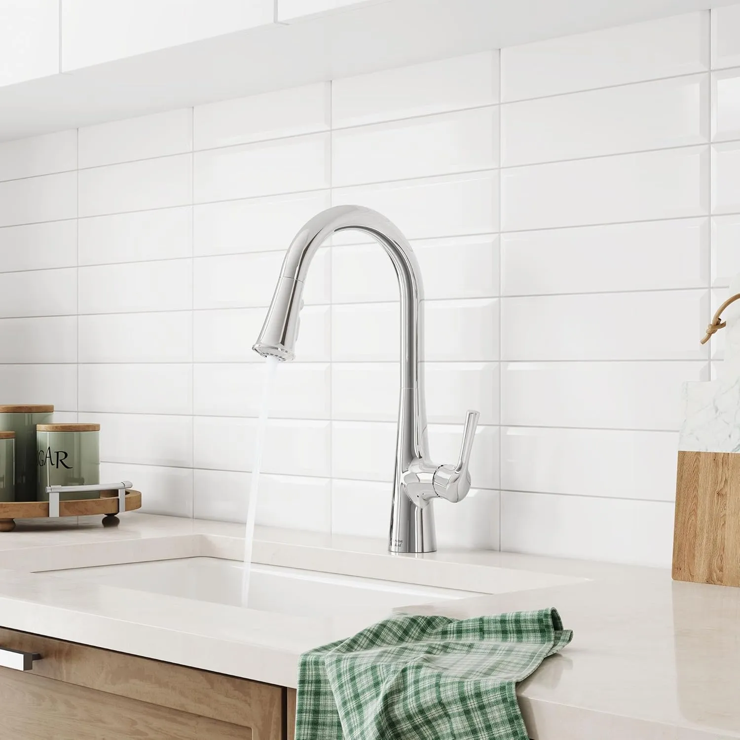 American Standard 7441300.002 Southport Pull-Down Kitchen Faucet with Sprayer, 1.8 GPM, Chrome