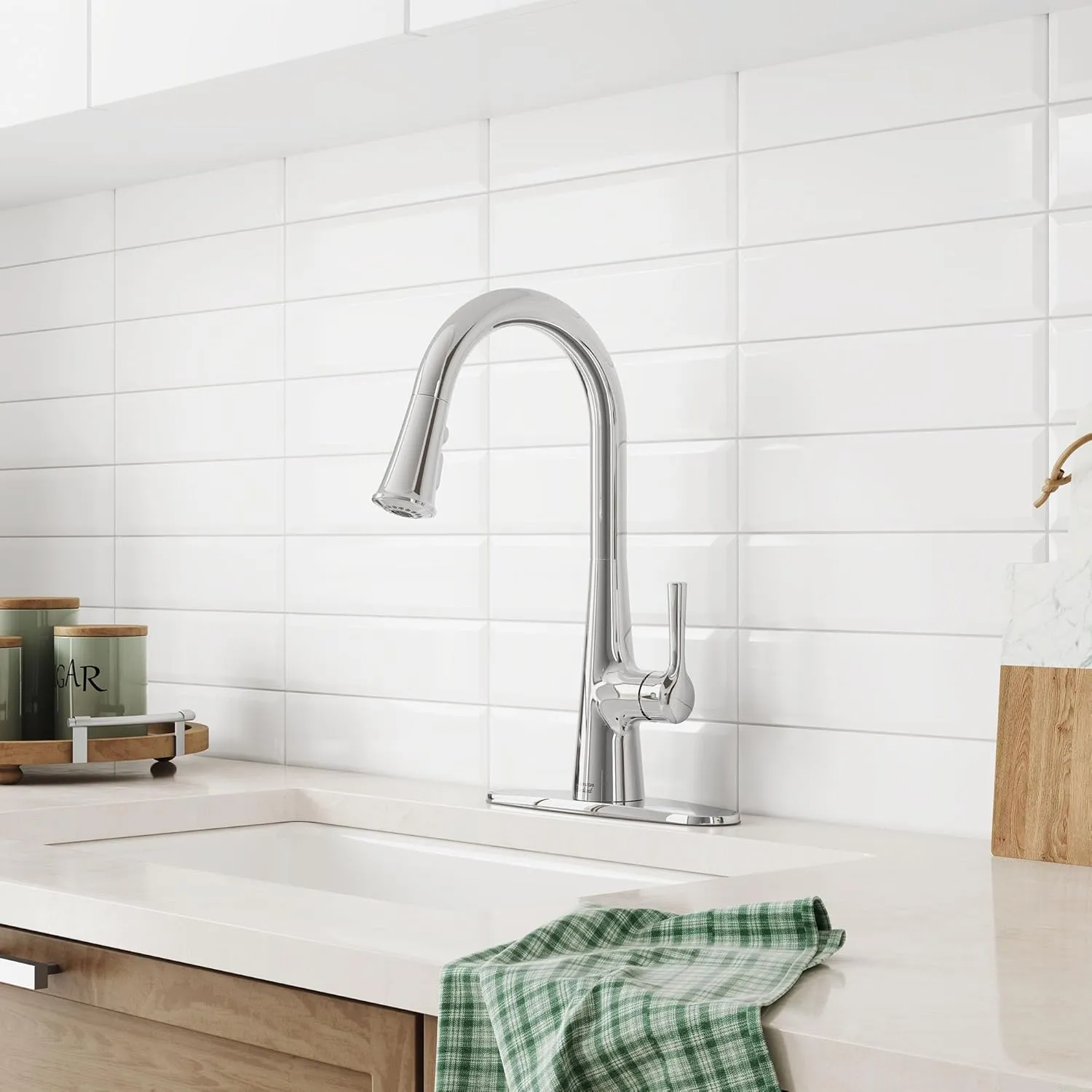 American Standard 7441300.002 Southport Pull-Down Kitchen Faucet with Sprayer, 1.8 GPM, Chrome