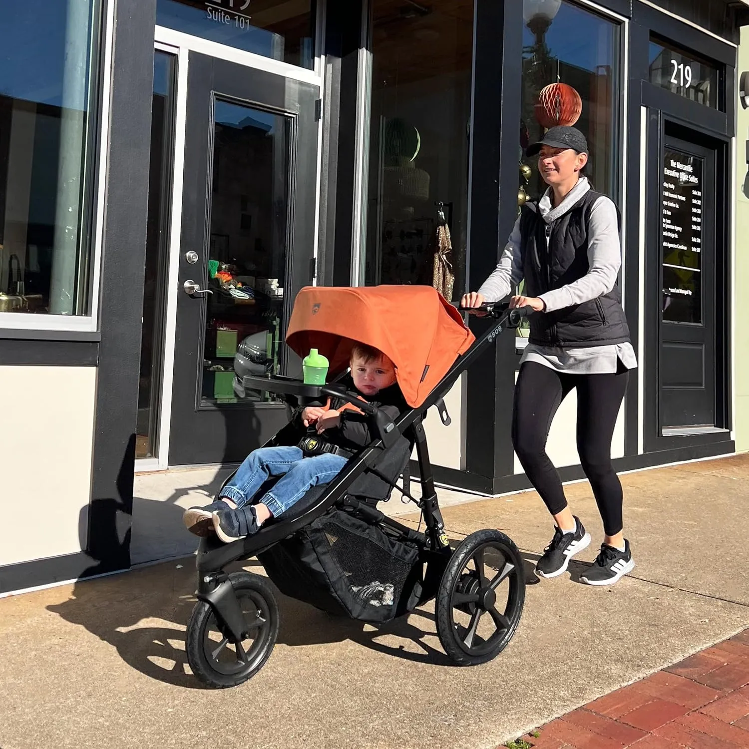BOB Gear Wayfinder Jogging Stroller with Snack Tray, Independent Dual Suspension, Air-Filled Tires, and 75-Pound Weight Capacity, Canyon