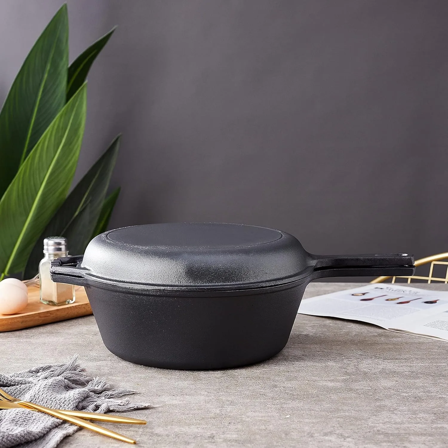 Bruntmor 2-in-1 Pre-seasoned Cast Iron Dutch Oven and Skillet Set -5 Quart Black Cookware with Handles - Dutch Oven with Lid - Enameled Cast Iron Cookware for Braising, Frying, Camping, and Indoor Use