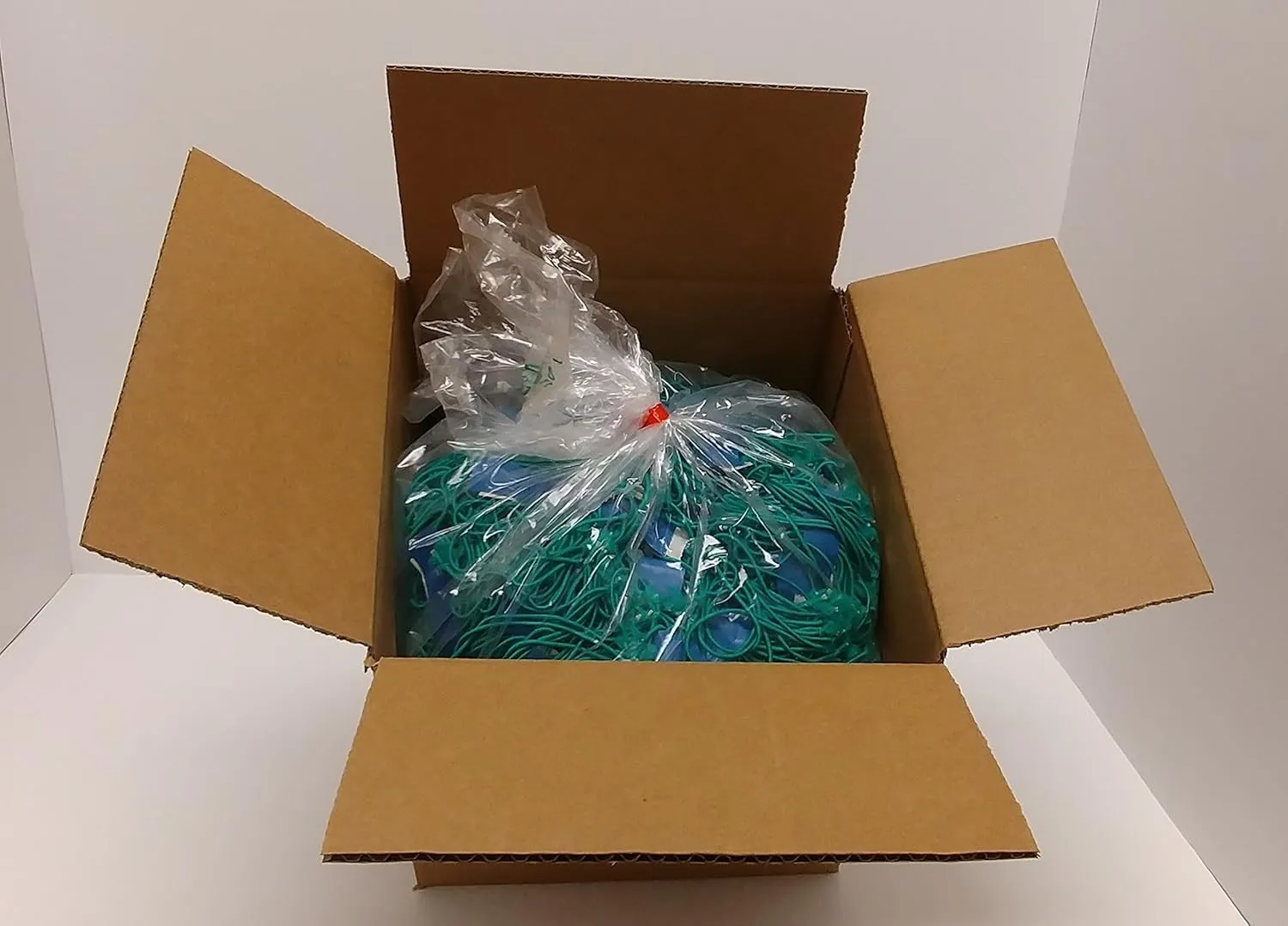 Elastic Gourmet Trussing Strings; 5 Inch Green; Bulk bag of 3,750 Ties (250 Bundles of 15/Bundle)