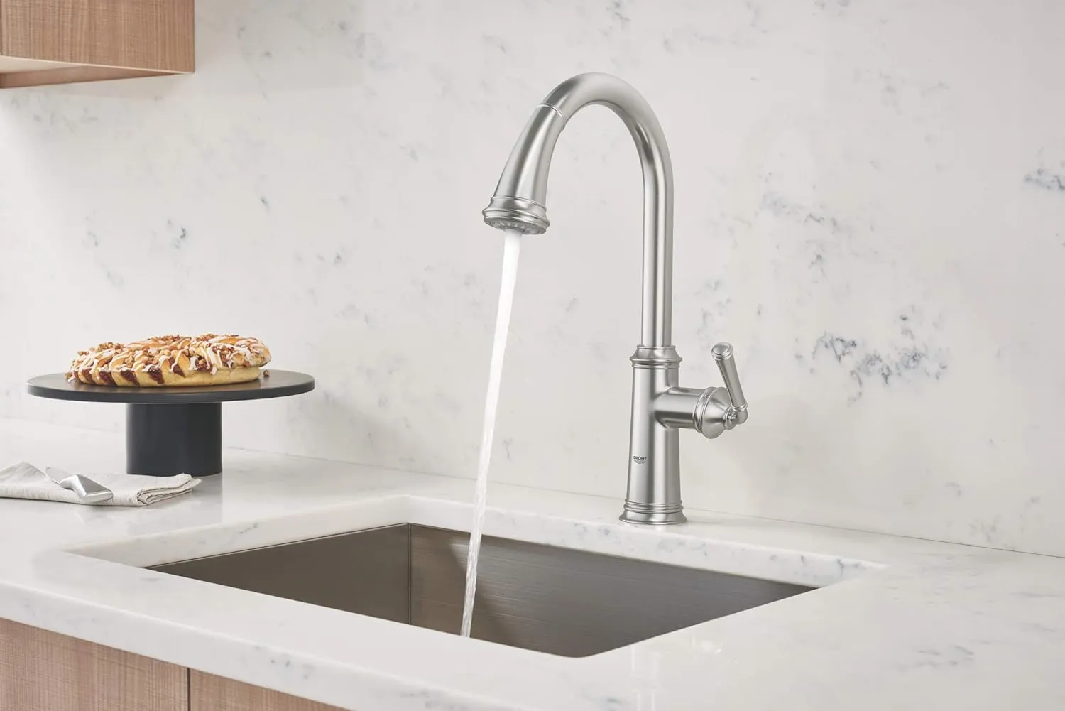 GROHE Gloucester – Kitchen Sink Pull-Out Dual Spray Mixer Tap (High C-spout, 28 mm Ceramic Cartridge, 360° Swivel Range, Tails 3/8 Inch), Size 434 mm, Quick Mount Included, Stainless Steel, 30422DC0
