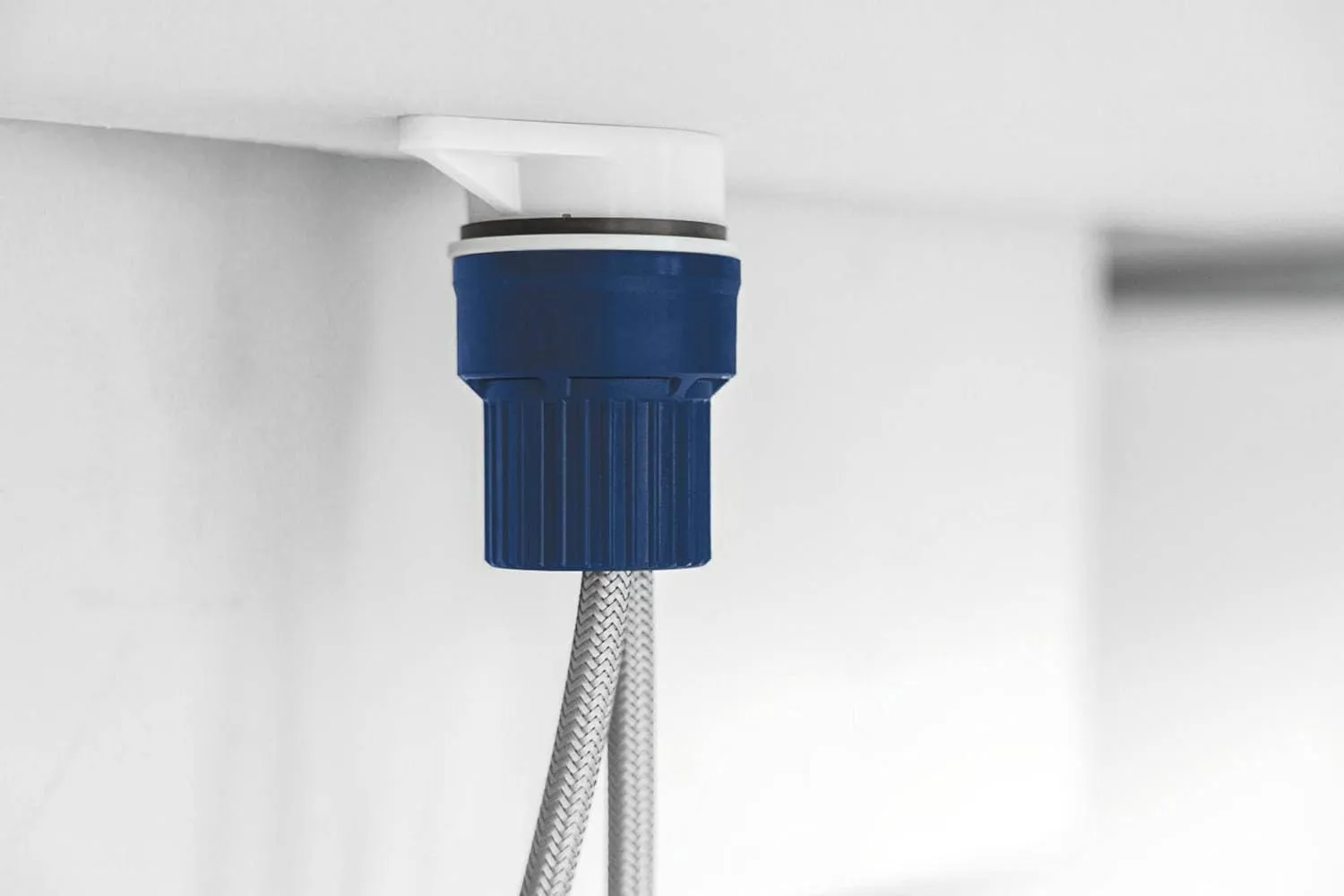 GROHE QUICKFIX Start - Kitchen Sink Pull-Out Dual Spray Tap Single-Lever Mixer (Low Spout with 90° Swivel Area, 1 Hole Easy Install with QuickMount, Tails 3/8 Inch, Min. 1.0 bar), Supersteel, 30531DC1
