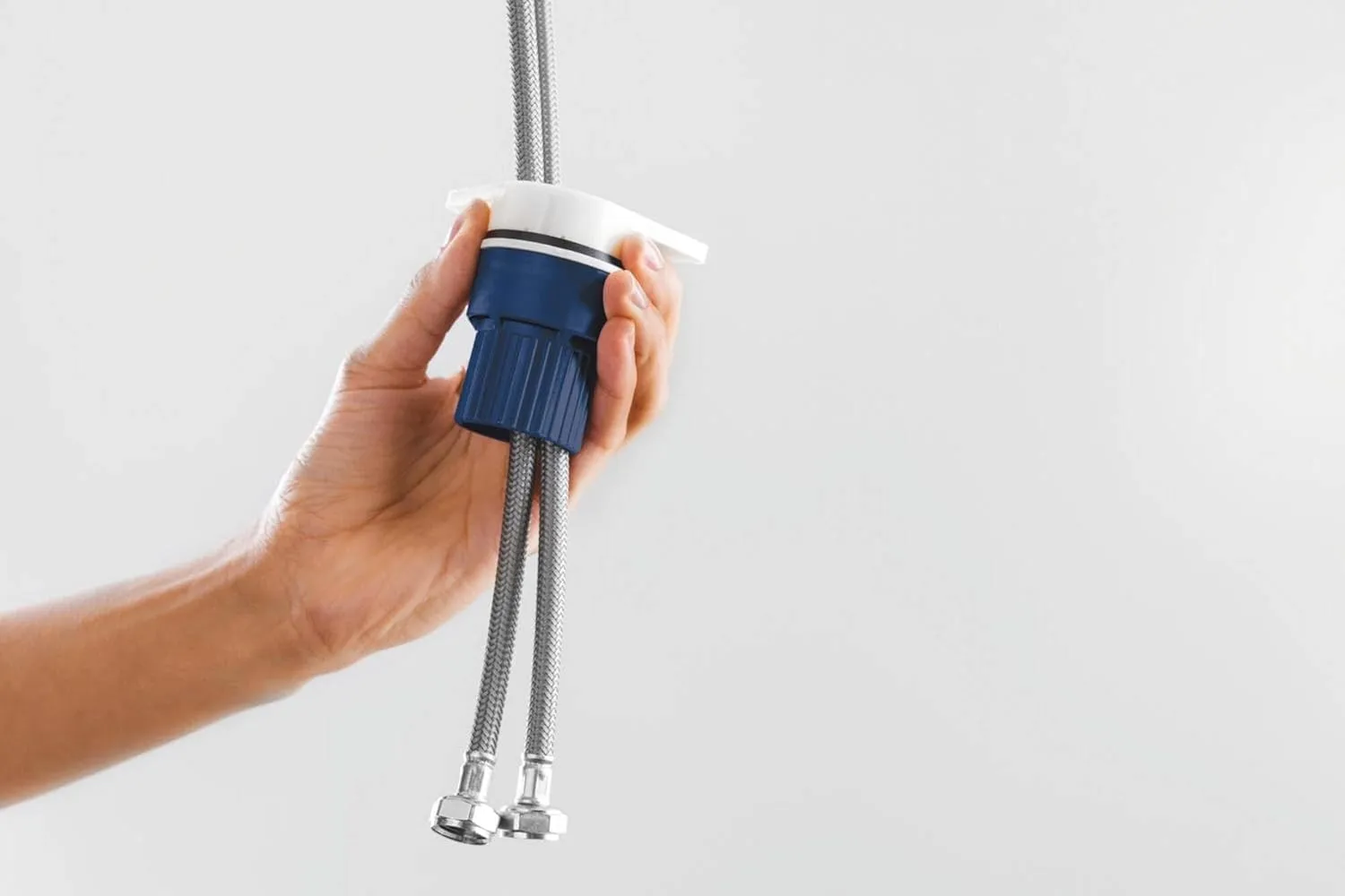 GROHE QUICKFIX Start - Kitchen Sink Pull-Out Dual Spray Tap Single-Lever Mixer (Low Spout with 90° Swivel Area, 1 Hole Easy Install with QuickMount, Tails 3/8 Inch, Min. 1.0 bar), Supersteel, 30531DC1