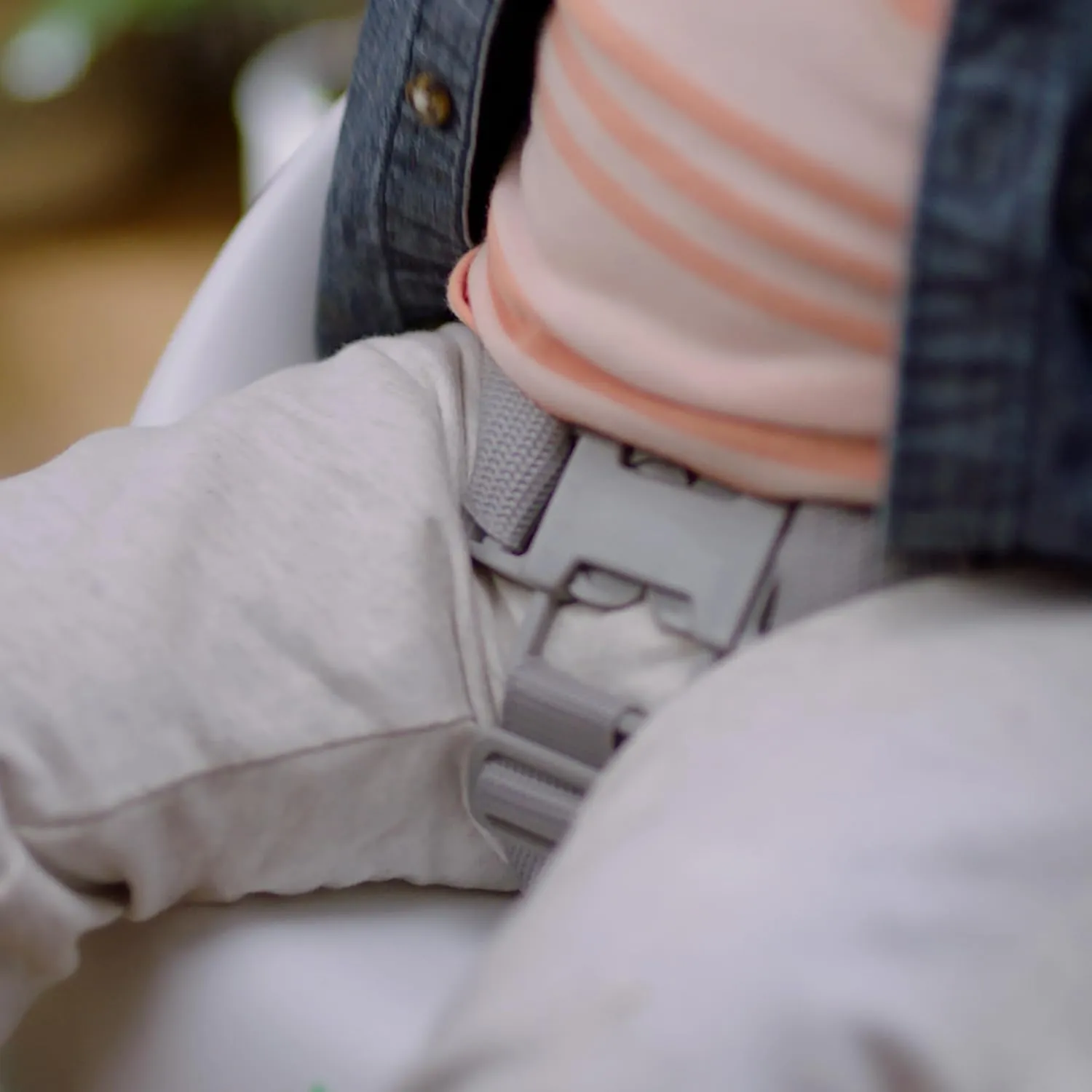 Ingenuity: ity by Ingenuity Simplicity Seat Easy-Clean Baby Booster Feeding Chair, 3-Point Harness, Washable Removable Straps - Grey