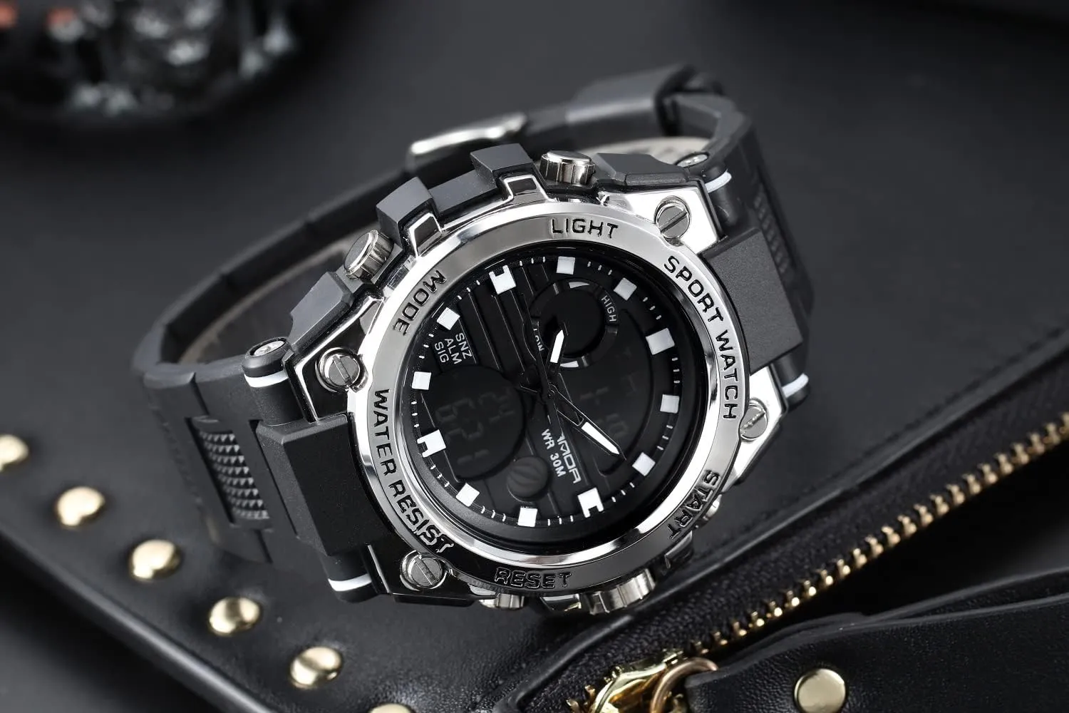 KXAITO Men's Watches Sports Outdoor Waterproof Military Watch Date Multi Function Tactics LED Alarm Stopwatch