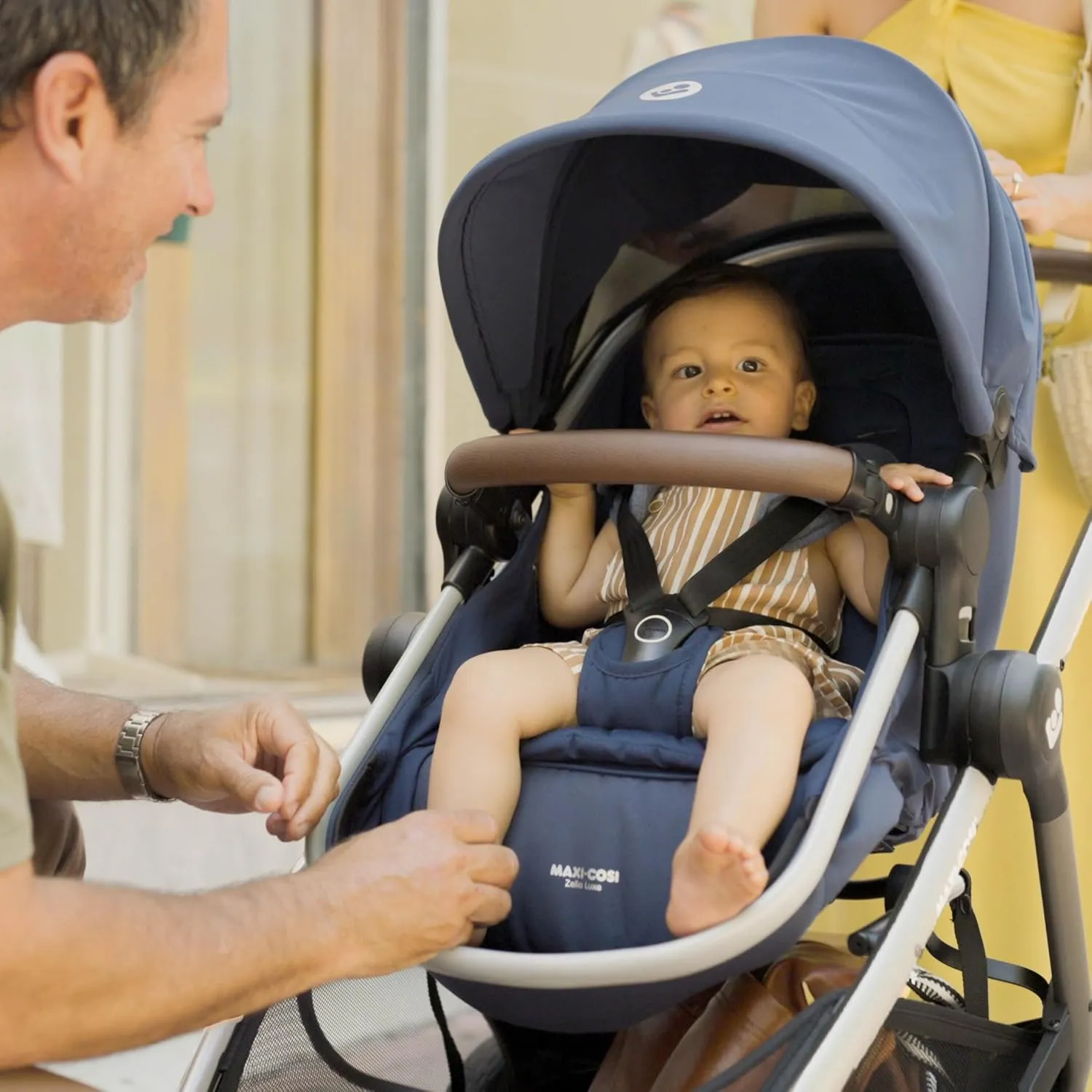 Maxi-Cosi Zelia™ Luxe 5-in-1 Modular Travel System in New Hope Black