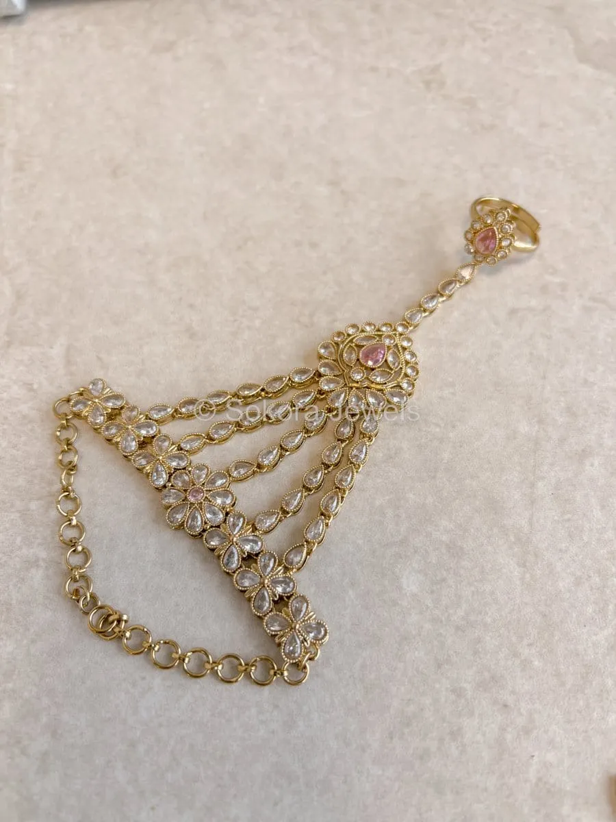 Sukhi Hand Harness - Light Pink