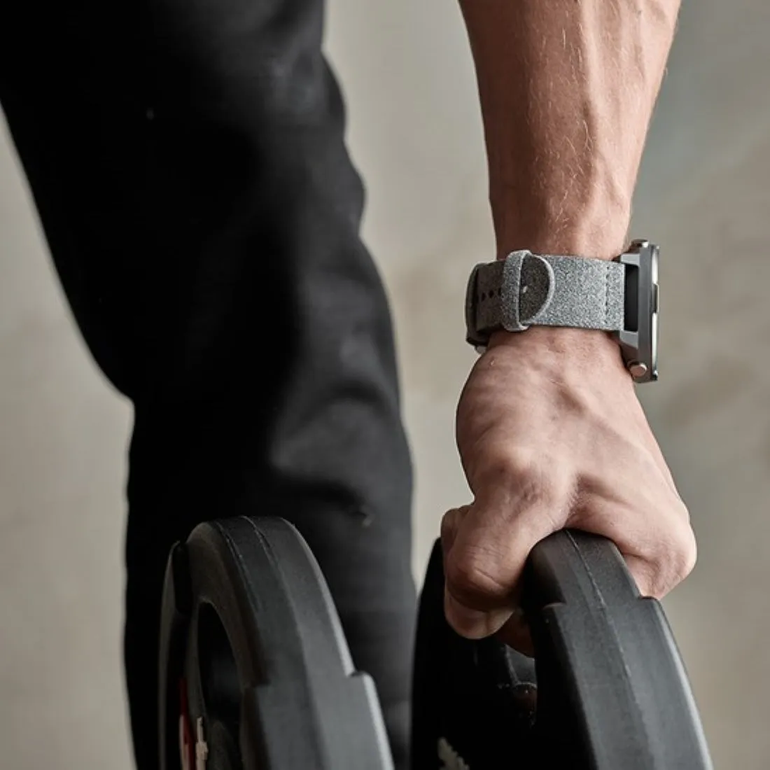 SUUNTO 7 Graphite Limited Edition GPS Smartwatch with versatile sports experience