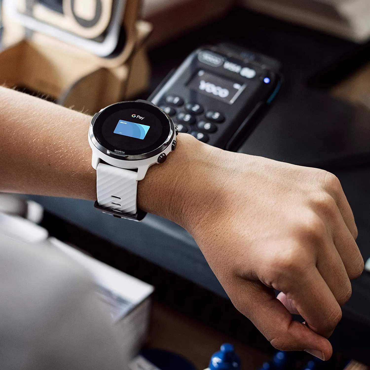SUUNTO 7 White Burgundy GPS Smartwatch With Versatile Sports Experience